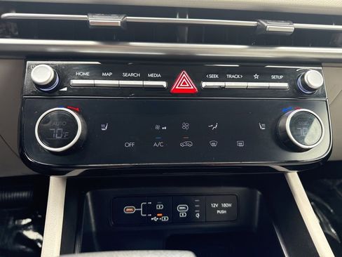 Used 2025 Hyundai Tucson SEL FWD image 18