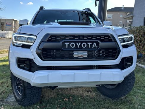 Used 2021 Toyota Tacoma TRD Pro image 4