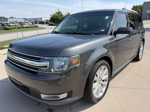 Used 2019 Ford Flex SEL w/ Equipment Group 202A FWD image 4