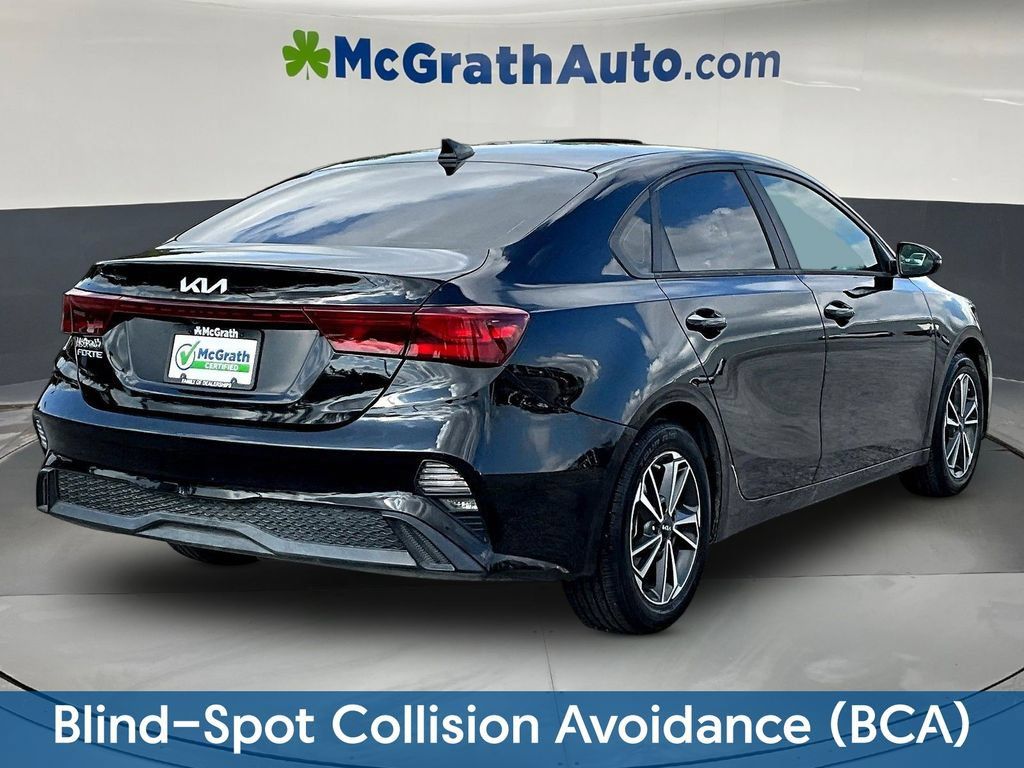 Used 2023 Kia Forte LXS w/ LXS Technology Package FWD image 8