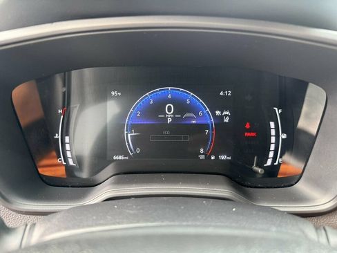 Used 2026 Toyota Corolla LE FWD image 4