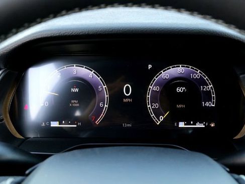 New 2025 Jeep Grand Cherokee L Altitude image 12