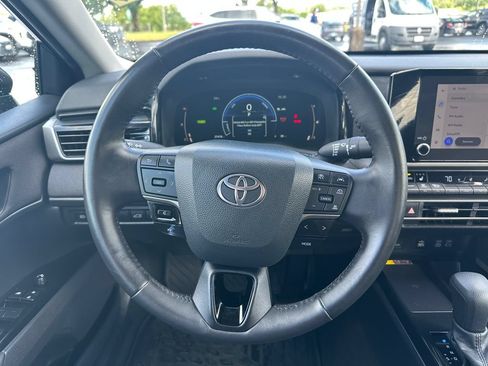 Used 2025 Toyota Camry LE w/ Convenience Package AWD/4WD image 19