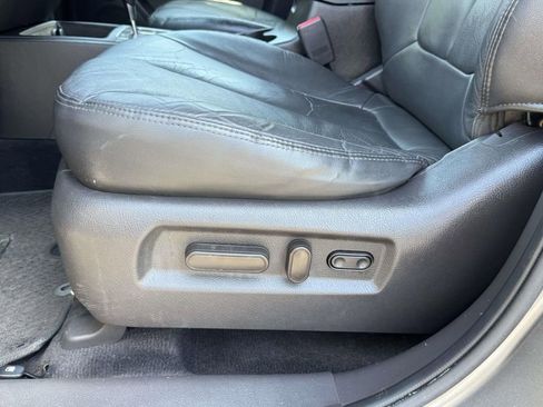 Used 2012 Hyundai Santa Fe Limited FWD image 18