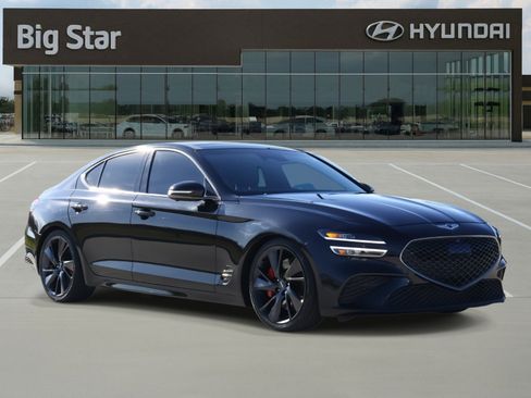 Used 2022 Genesis G70 3.3T image 6