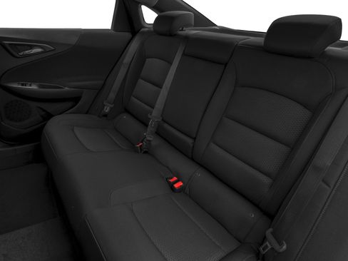 Used 2018 Chevrolet Malibu LT image 10