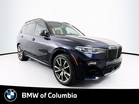 Used 2022 BMW X7 M50i AWD/4WD image 1