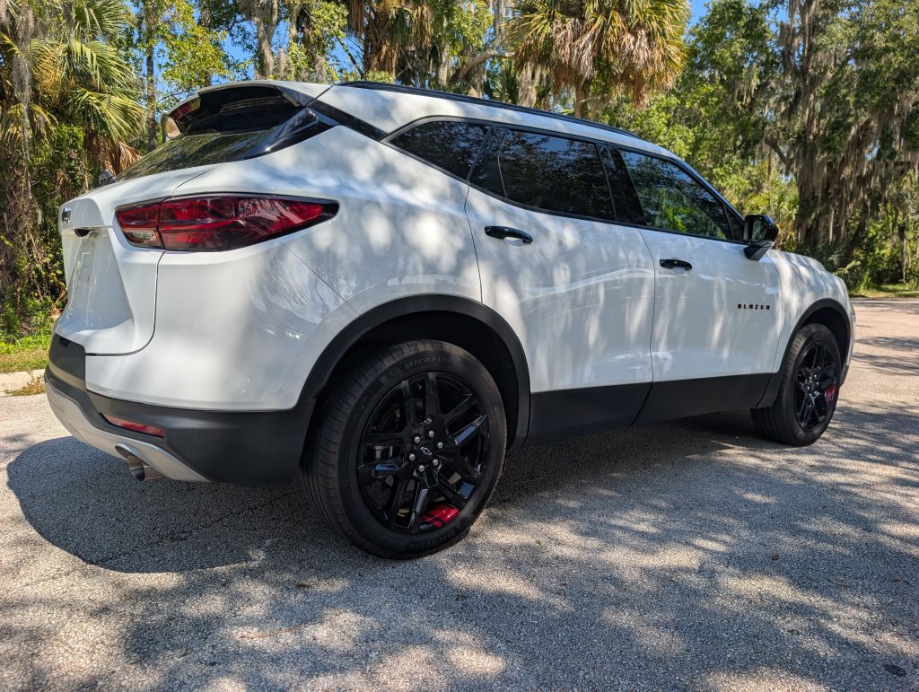 Used 2024 Chevrolet Blazer LT w/ Redline Edition FWD image 9
