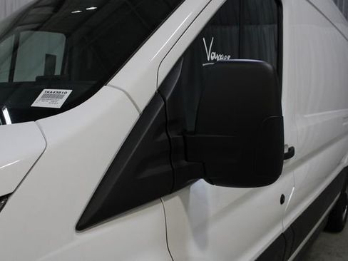 New 2026 Ford Transit 250 148 Medium Roof w/ Load Area Protection Package RWD image 31