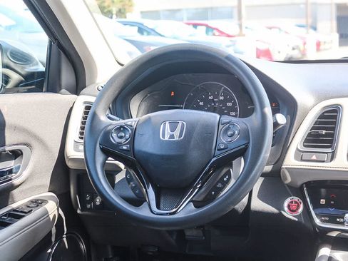 Used 2019 Honda HR-V EX image 19