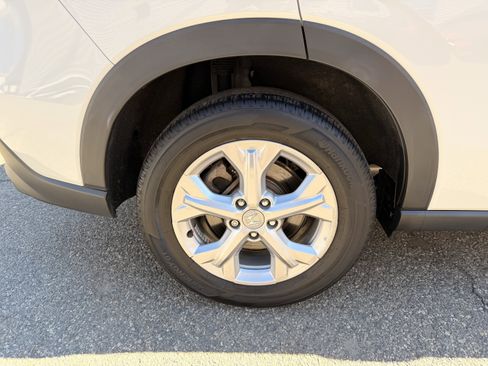 Certified 2024 Honda HR-V LX image 9