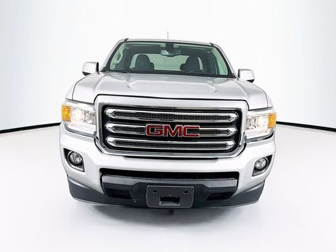 Used 2018 GMC Canyon SLE RWD image 2