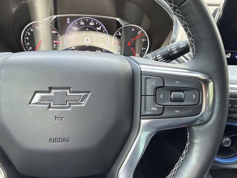 Used 2025 Chevrolet Blazer RS w/ Driver Confidence II Package FWD image 16