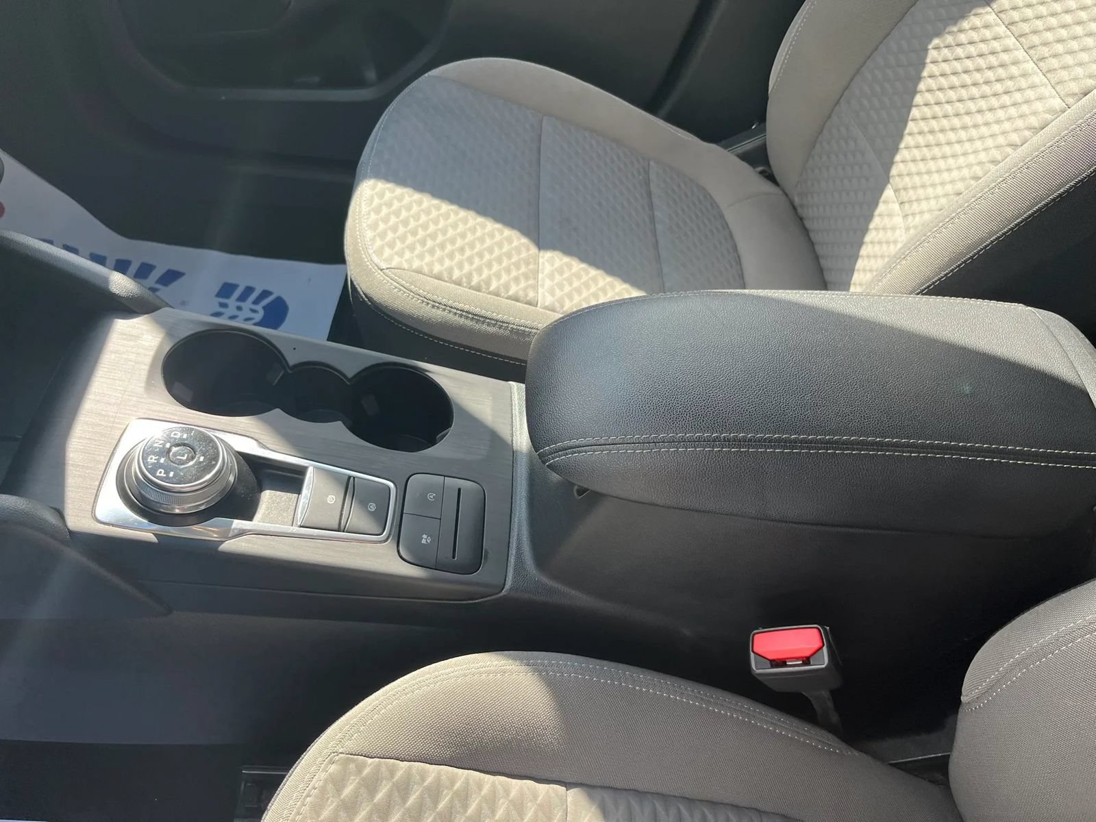 Used 2021 Ford Escape SE AWD/4WD image 20