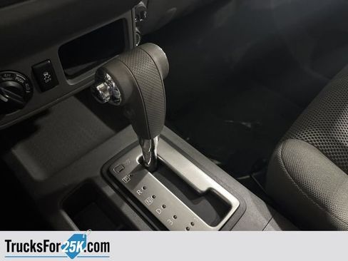 Used 2019 Nissan Frontier SV image 20