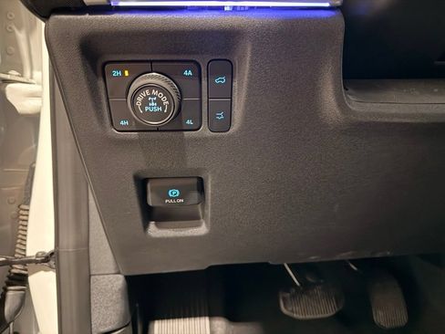 Used 2026 Ford Expedition Tremor AWD/4WD image 17