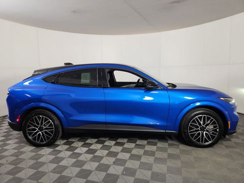 New 2026 Ford Mustang Mach-E Premium image 8