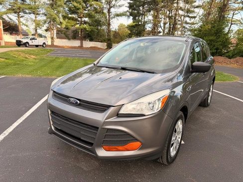 Used 2013 Ford Escape S image 2