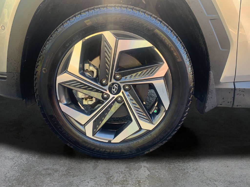 Certified 2024 Hyundai Tucson Limited AWD/4WD image 48