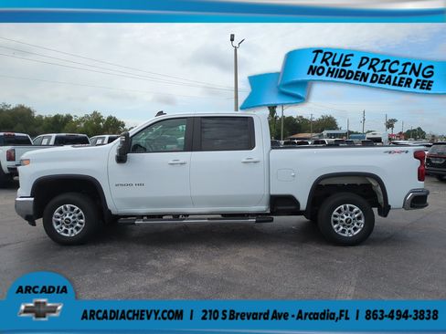 Used 2025 Chevrolet Silverado 2500 LT w/ Convenience Package AWD/4WD image 7