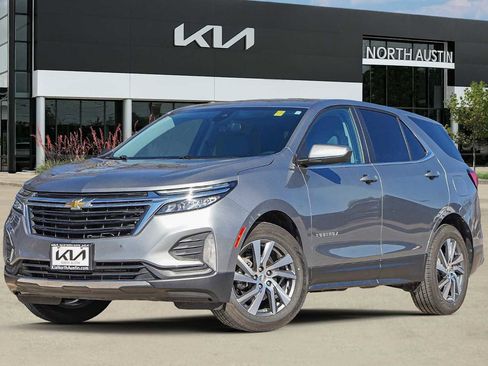 Used 2023 Chevrolet Equinox LT image 1