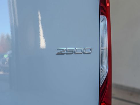 New 2025 Mercedes-Benz Sprinter 2500 image 19