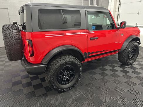 Used 2023 Ford Bronco Wildtrak image 11