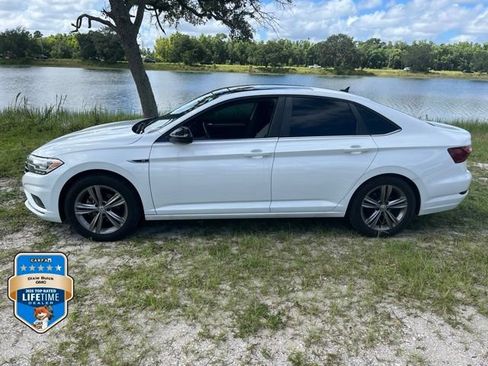 Used 2021 Volkswagen Jetta R-Line FWD image 3