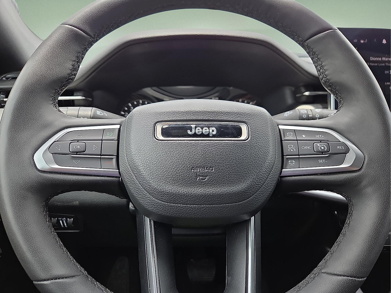 Used 2025 Jeep Compass Limited AWD/4WD image 24
