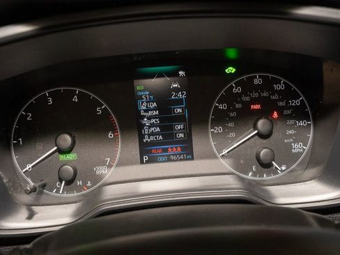 Used 2023 Toyota Corolla LE w/ LE Premium Package image 17