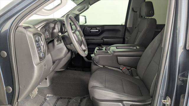 Used 2020 Chevrolet Silverado 1500 Custom Trail Boss w/ Custom Convenience Package AWD/4WD image 13