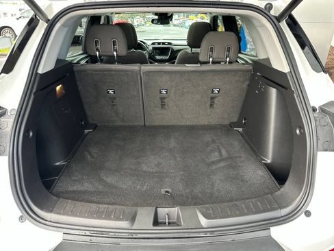 Used 2021 Chevrolet TrailBlazer LT w/ Sun and Liftgate Package AWD/4WD image 13