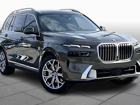 Used 2026 BMW X7 xDrive40i image 3