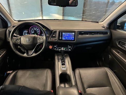 Used 2019 Honda HR-V EX-L image 9