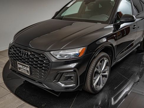 Used 2023 Audi Q5 2.0T Premium Plus w/ Premium Plus Package AWD/4WD image 14