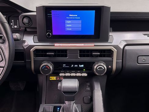 Used 2026 Toyota Tacoma SR5 AWD/4WD image 20