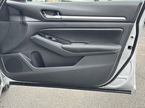 Used 2024 Nissan Altima 2.5 SL image 27