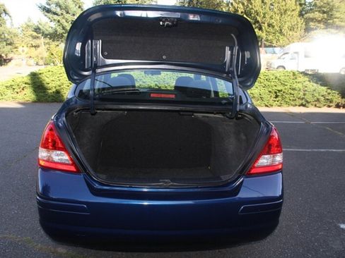 Used 2011 Nissan Versa 1.8 S w/ Plus Pkg FWD image 16