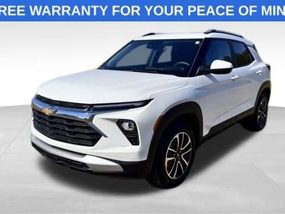 Used 2025 Chevrolet TrailBlazer LT w/ Driver Confidence Package