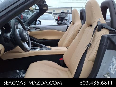Certified 2025 MAZDA MX-5 Miata Grand Touring w/ Weather Package RWD image 6