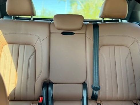 Used 2023 Audi Q5 2.0T Premium w/ Convenience Package image 12