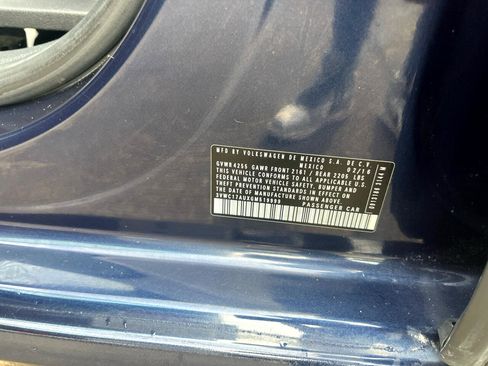 Used 2016 Volkswagen Golf Limited Edition image 29