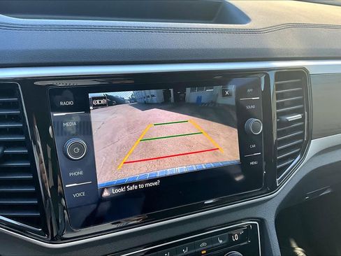 Used 2022 Volkswagen Atlas SE image 24