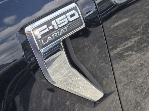Used 2022 Ford F150 Lariat AWD/4WD image 12