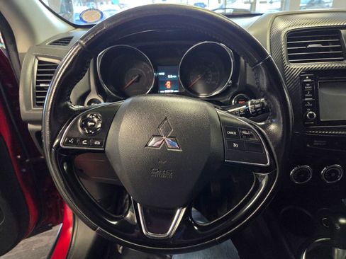 Used 2017 Mitsubishi Outlander Sport SE image 24