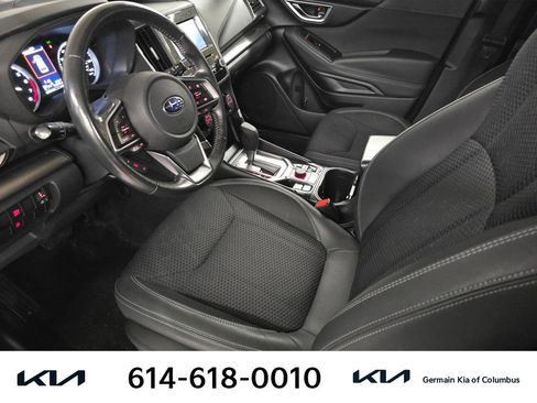 Used 2023 Subaru Forester Premium image 18