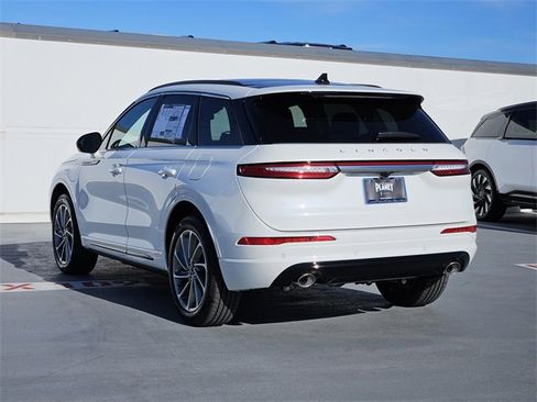 New 2026 Lincoln Corsair Grand Touring image 5