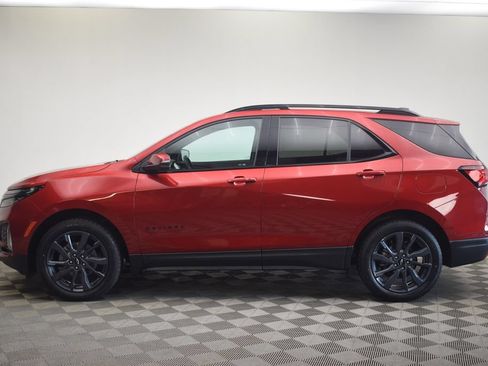 Used 2022 Chevrolet Equinox RS w/ RS Leather Package AWD/4WD image 12
