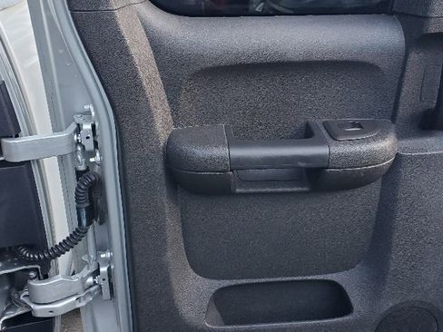 Used 2011 Chevrolet Silverado 1500 LS image 22