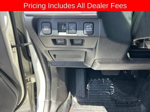 Used 2018 Subaru Forester 2.5i Touring w/ Popular Package #2 AWD/4WD image 8
